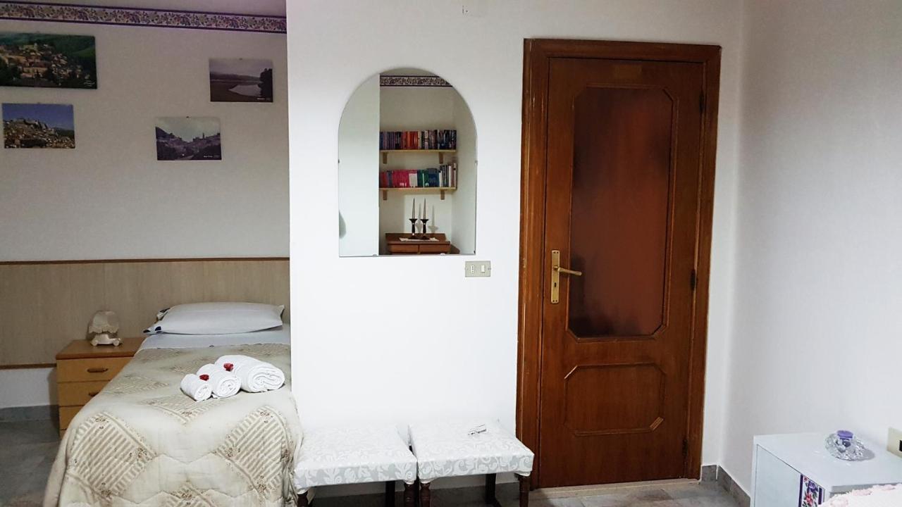 B&B Regina Elena Pignola Zewnętrze zdjęcie